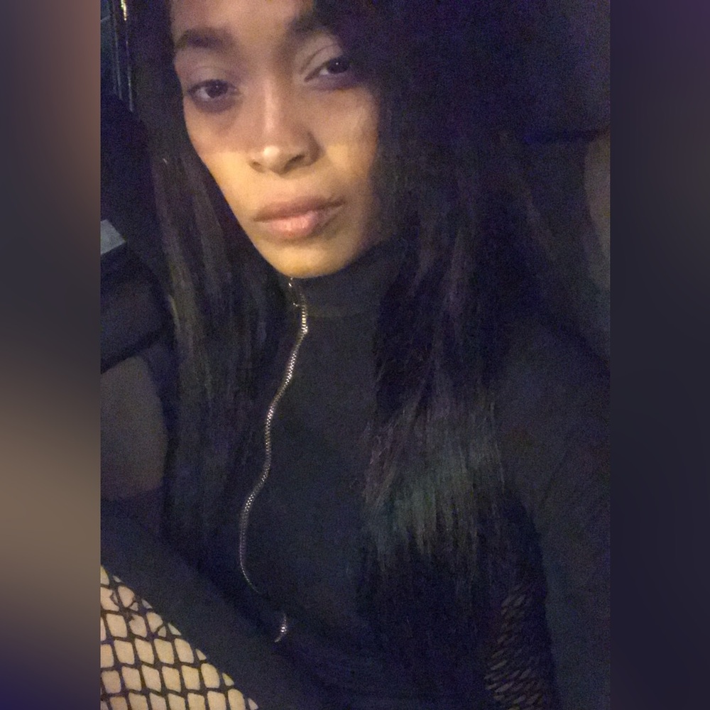 Meet your Posher, Gina